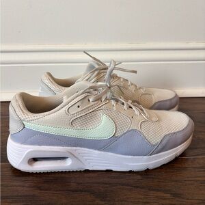 Nike Air Max SC sneakers women's size 9.5 (OKPM-09-045)